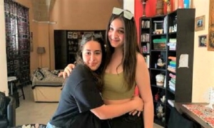 Trovano un portafogli con 500 euro e lo consegnano ai Carabinieri: Asia e Sara, concentrato di lealt&agrave; ed onest&agrave; a soli 13 anni